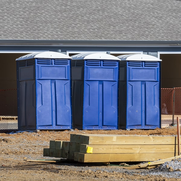 what is the maximum capacity for a single portable toilet in Preston Connecticut